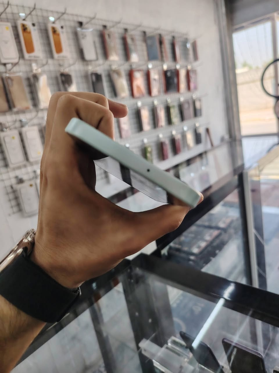 كلكسي A16 مستخدم كلش نضيف ذاكره ١٢٨ بدون ملحقات السعر 170 بي مجال حك جيه للمحل توصيل ماعندي مكاني بغداد جسر ديالى القديم مكتب المصطفى ***********
