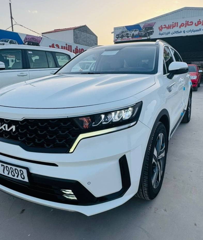 السلام عليكم للبيع سورينتو23 خليجي
6سلندر
7 راكب 
كير ماوس
سايد بريك بصمه اتو هولد 
بصمه ابواب وتشغيل
كشنات كهرباء
بردات خلفيه
صندوق كهرباء 
لد أمامي خلفي لايت ٤عدسات
حساس أمامي خلفي 
إنارة ترحيب دوسة سورينتو
ماشيه 65 الف حقيقي
تخم تاير جديد دسكات جديدة جاهزه على اخر حبايه كفالة عامه فقط شخط زغير بالباب رقم بغداد تحويل مباشر
مكانها واسط قضاء الزبيدية
***********
