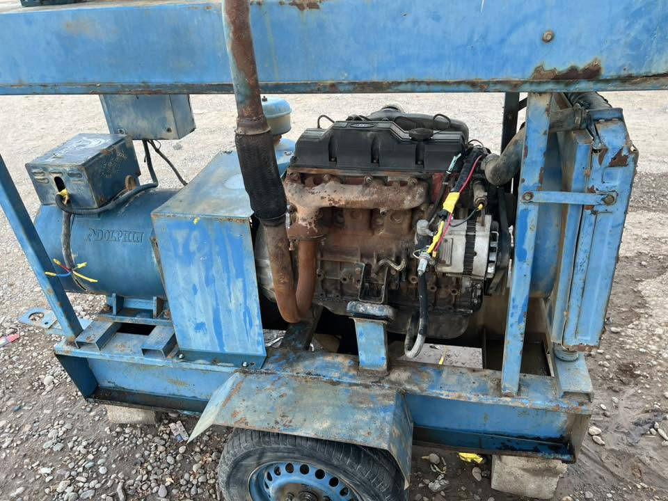 مولد كيا ٢٧٠٠للبيع راس توليد15KW
شرط لاتبخير ولا تنقيص 

مكاني صلاح الدين الضلوعية ***********//:/***********
