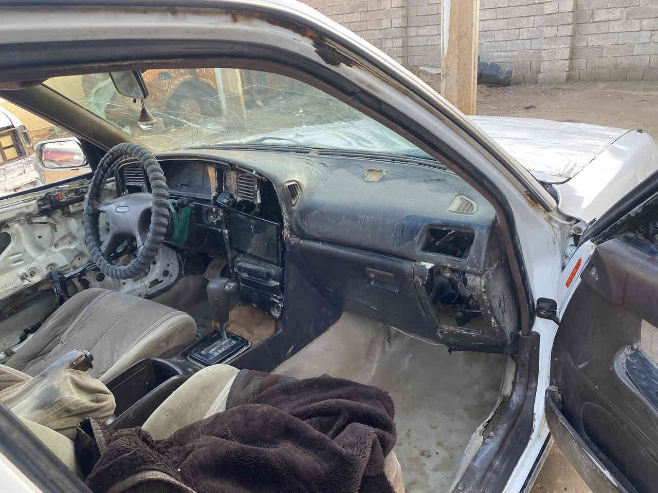 السلام عليكم مارك كروسيده كير محرك ونجي شرط لاصرف ولاتبخير صدرها حيل زين كهربائيات كلها شغاله شعندك مراوس نزل السعر 16 وبيها مجال العنوان بيجي ***********
