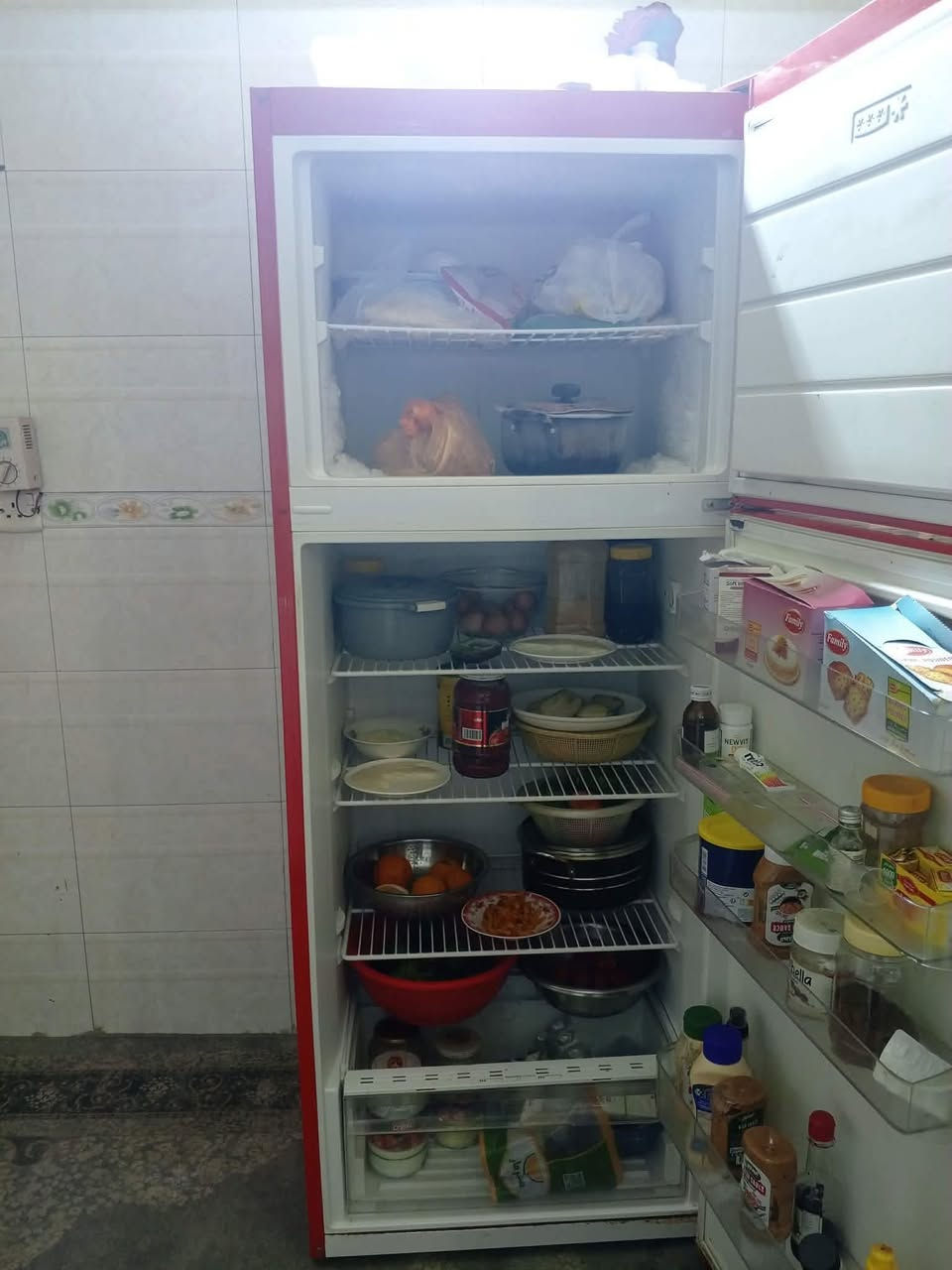 ثلاجه لبيع حجم كبير السعر ٢٥٠ بيه مجال قليل مكان كربلاء


**إذا كنت صاحب هذا الإعلان وتريد حذفه لأي سبب، رجاءا أرسل رسالة إلى الدعم الفني**