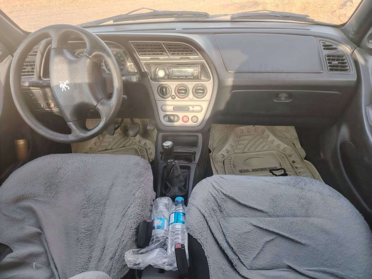 السلام عليكم بيجو 306
بسمي رقم جديد تريد وكاله تريد تحويل
سنويه لحد2031سياره مال بيت وضع شركه
مابيه قطره مال صبغ عله بلدي شرط كير محرك
السعر 55
***********
