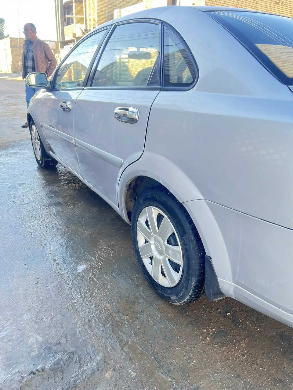 سلام عليكم اوبتره مديل ٢٠٠٩رقم بغداد هزه وسنويه جديد بيه جاملغ تبديل فقط شاصي لغد كله مكفوال وبيه بابين كلير جماليه فقط بدوان قطرت معجوان كير مكينه مكفوال سعره 68وبيه مجال مكاني بغداد ***********
