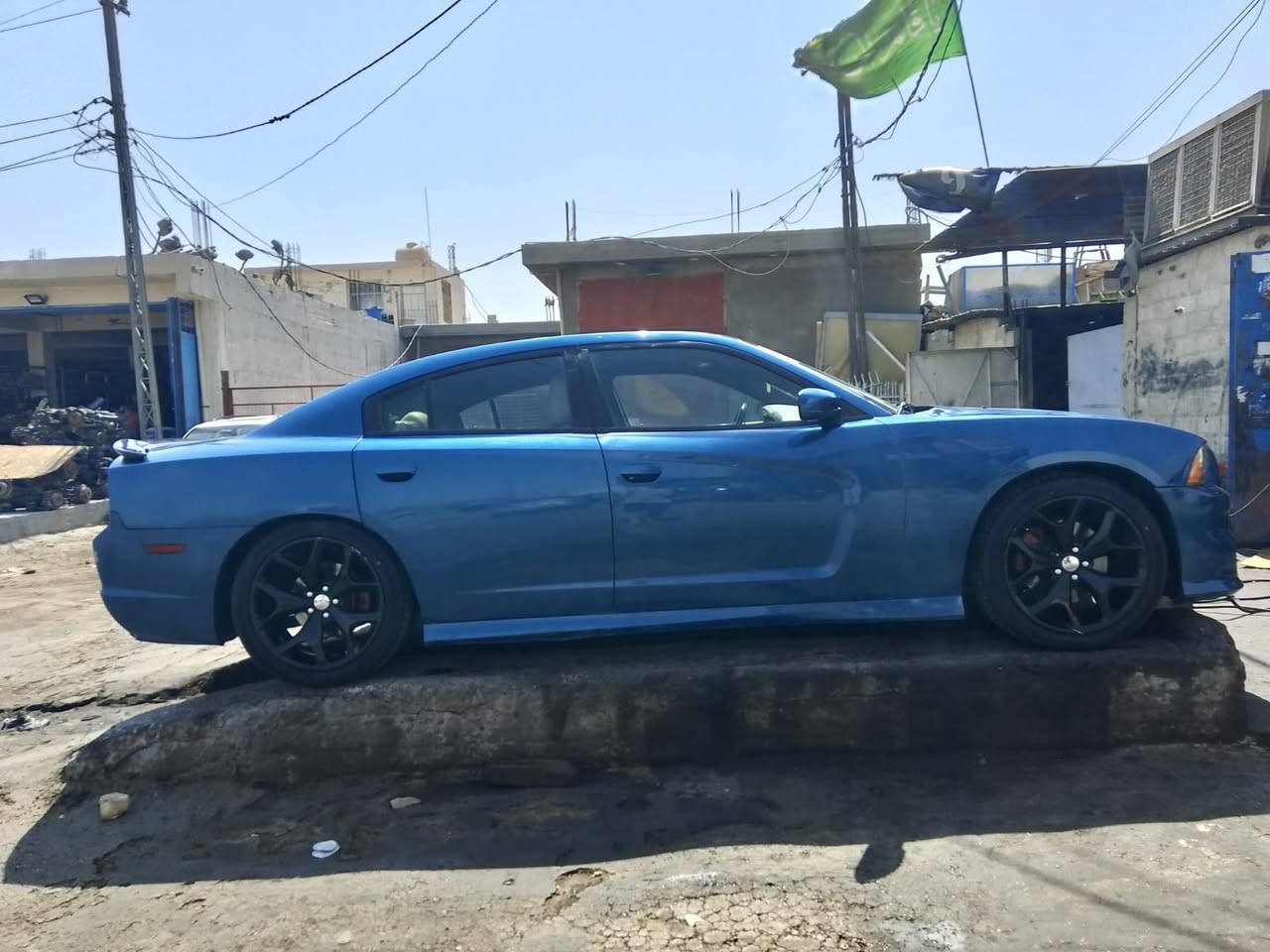 السلام عليكم من رخصت صاحب الكروب عندي جارجر 2014/RT8سلندر حادثة جاملغ وبنيد مصبوغه عام رقم بغداد مكان السياره بغداد السعر 125 /***********
