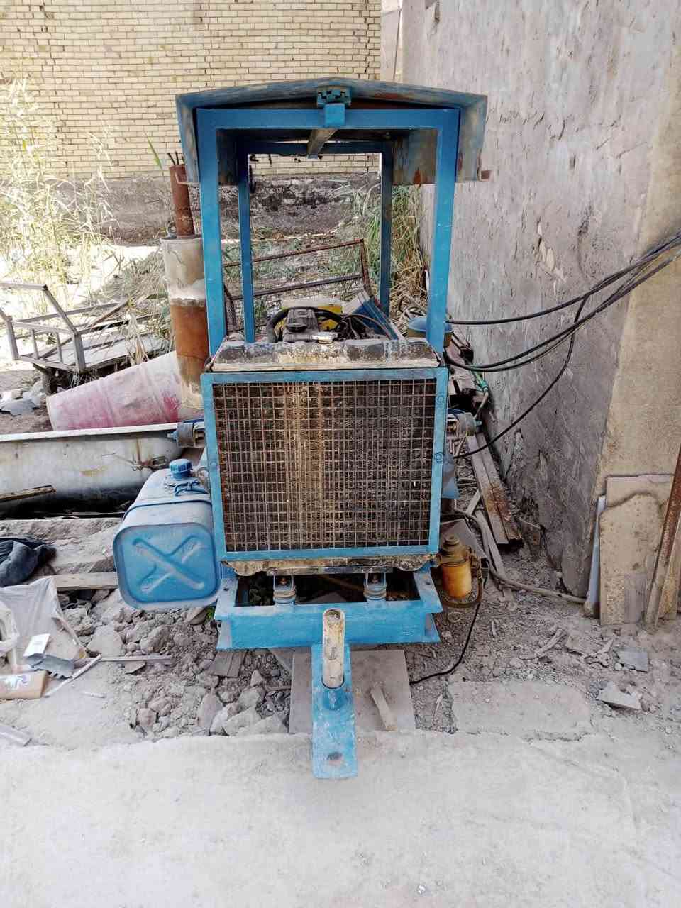 ‏سلام عليكم مولدة للبيع مولد كيا 2701مكينة لا تنقيص ولا تبخير 30كيفي ثري فيزراس توليد نحاس مية بل مية مكانهة كلابلاء
 معروضة سعرها وراقه 11//////***********
