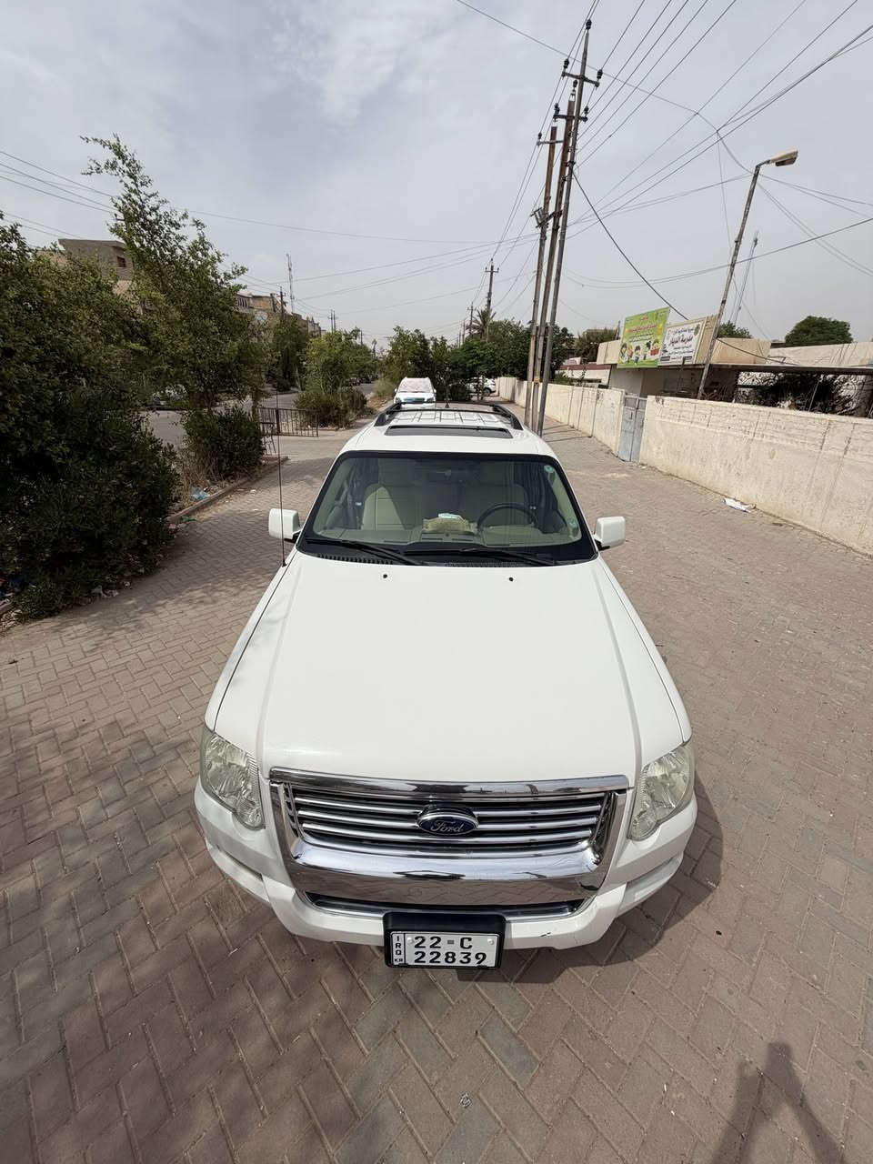 فورد اكسبلور 2010 خليجي مكفولة فول مواصفات فتحه كشنات جلد تدفئة كشن ٧ راكب كير و محرك جديد صدر جديد تخم تاير الفور ويل شغال  جديد هزة و سنوية و رقم جديد تحويل او وكالة السعر ١١٠ مكانه بغداد الرقم ***********
