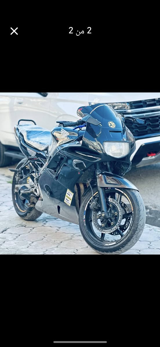 دراجه كامل وصف جديد تايرات جديد نسبيا 
الداجه ع الفحص الجاد فقط يحكيني أربيل, العراق


**إذا كنت صاحب هذا الإعلان وتريد حذفه لأي سبب، رجاءا أرسل رسالة إلى الدعم الفني**