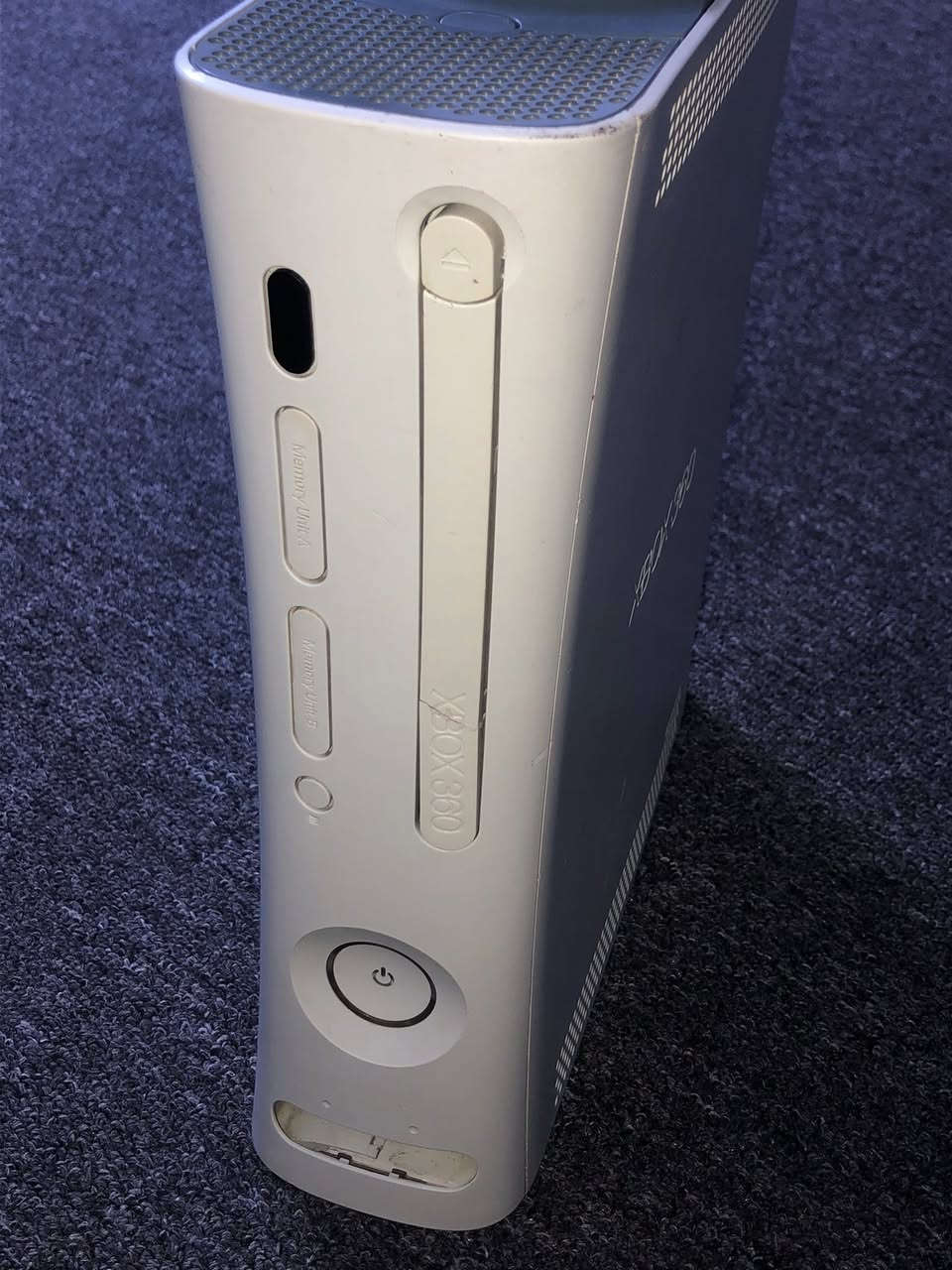 Xbox360
كامل ملحقات
السعر 110
***********
