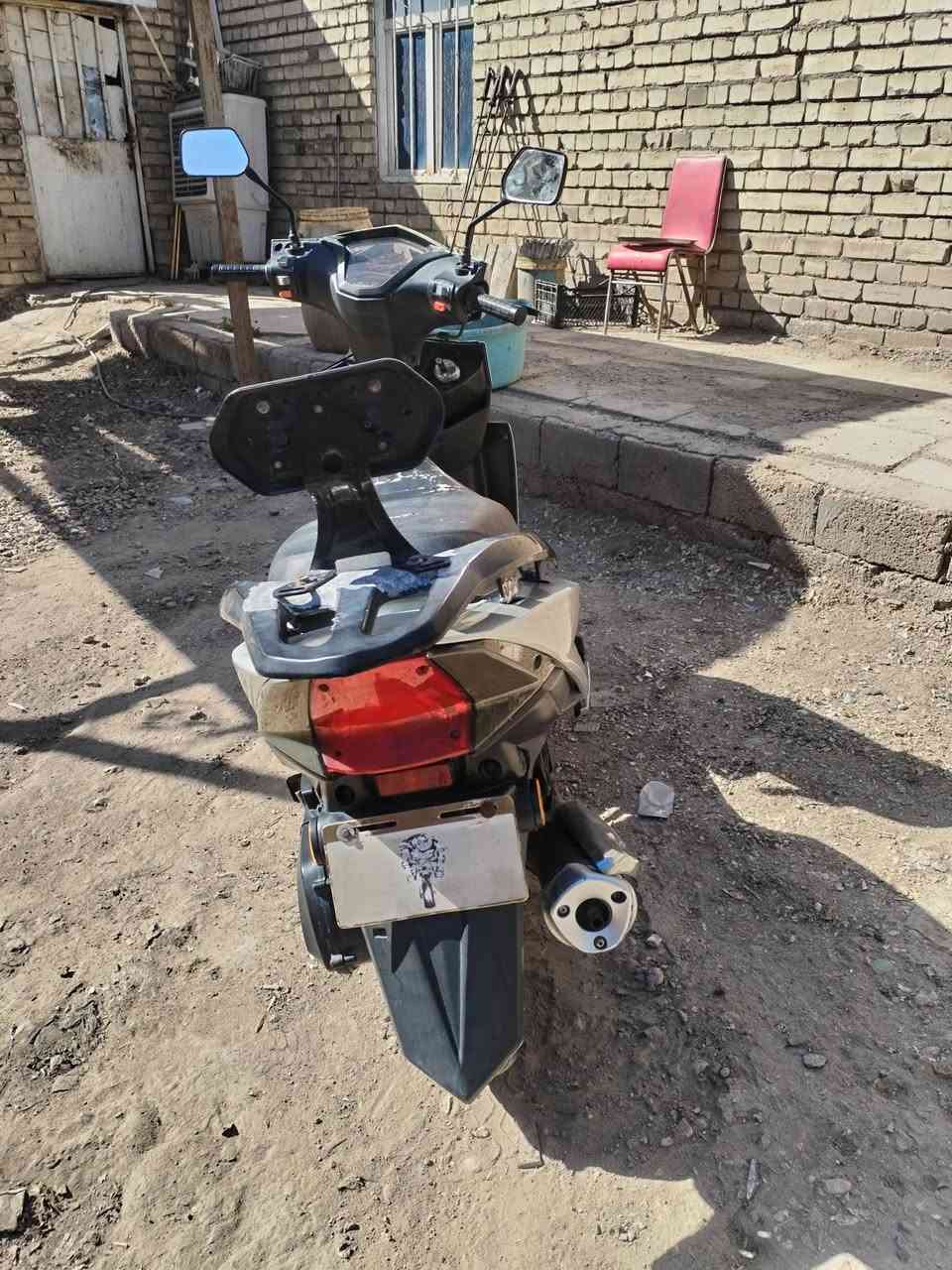 سكنس صيني للبيع مديل٢٠٢١مابيها نقص شي قليل بلدوسات سعر ٢٥٠وبيها مجال مكينه بلك ما مبدل استفسار اتصال ع الرقم/***********
