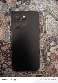 هاتف هونر x6 للبيع قافل جيميل  سعر 100 وبي مجال  الرقم 07876497590