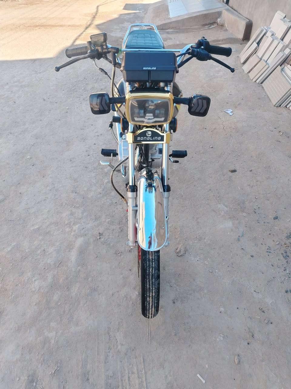 تايكر موديل 25 اوراق كامله السعر 700 او بيه مجال حك الجيه الدراجه احله من الصوره كله شغال مكاني بابل الهاشميه ***********
