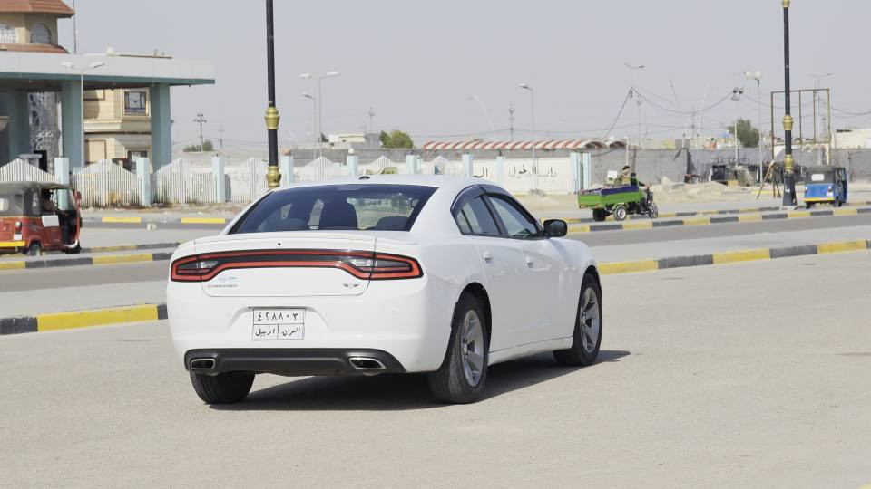 جارجر 2016 كفاله ضربه وصبق حادث دعاميه خلفيه فقط السعر 195ــــــ***********
محرك 3600 مكينه وگير كفاله 
حداده كهربائيات كله جاهزه السياره جاهزه للأخير 
رقم اربيل تحويل وكاله عنواني البصره البصرة, العراق
