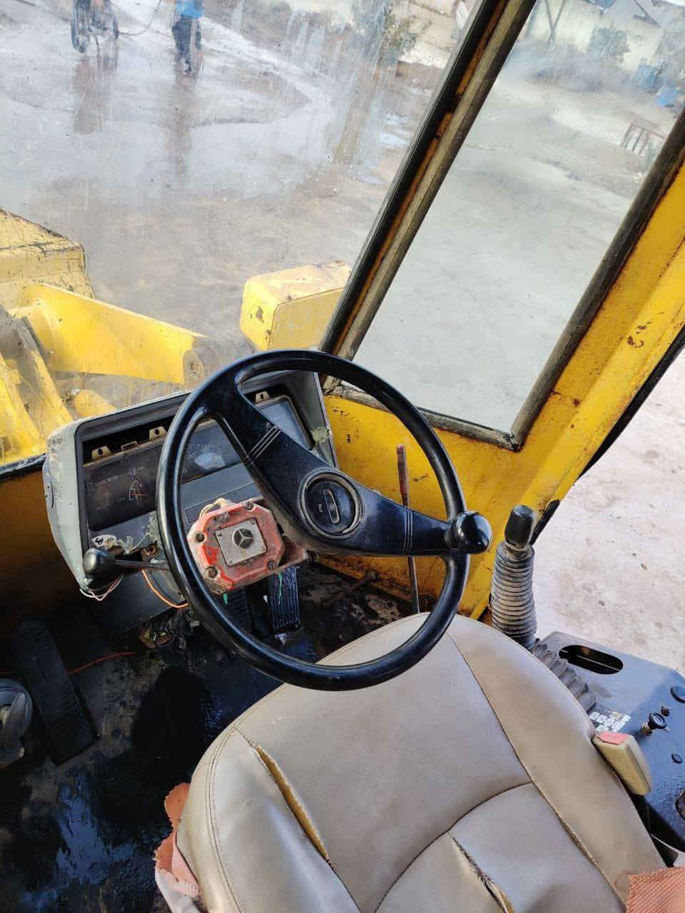 السلام عليكم من رخصة الادمن 
شفل كوماتسو
 حجم 80 
رقم قادسية-  شرط التحويل 
 موديل 1999
مكاني الديوانية قضاء عفك 
للاستفسار الاتصال على الرقم 
***********
***********
