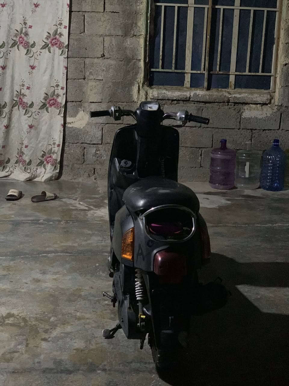 سلام عليكم بوليس البيع دراجه جديده من محرك وشيل ايدك محرك ما متخوخ صبانه سعر 700وبيه مجال العنوان ديالئ جلولاء ***********

