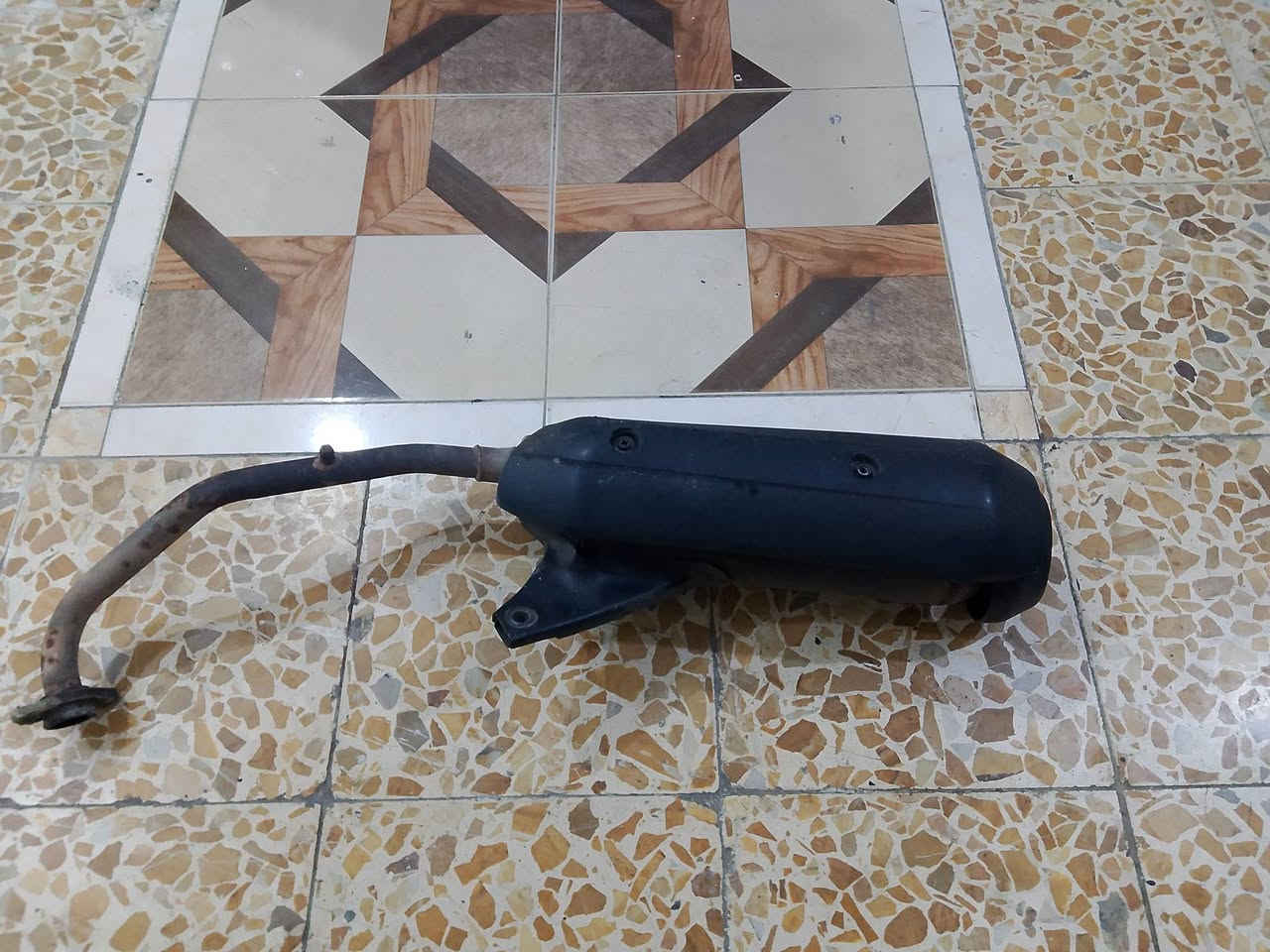 تفصيخ فحل ياباني 🌺
ويالة +تايرات ب40
كاعية و المثلث مالها ب20
سلف رياضي تايواني ختم دولار ب40
عقل بلادي خطين ب 22
مازدة بلادية ب20
هاوزن بلادي ب15
صالنصة نص واقية المرغوبة ب22
***********مكاني بغداد
