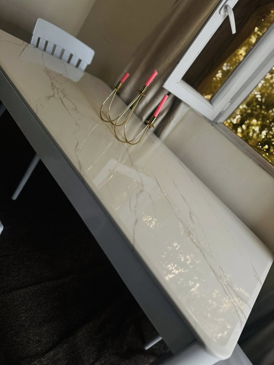 مرحبا
ميز طعام مرمر مع 6 كراسي 
يرهم للأكل عائلة كبيره ،يرهم للدراسة ، يرهم للعمل 
سبب البيع الانتقال لبيت ثاني ما بي مكان 💔
السعر 60 الف بسبب استعجالي ع البيعه


**إذا كنت صاحب هذا الإعلان وتريد حذفه لأي سبب، رجاءا أرسل رسالة إلى الدعم الفني**