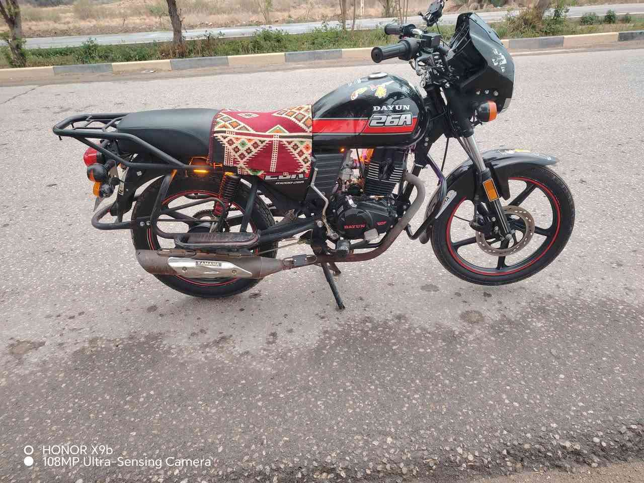 يالله سلام عليكم ورحمة الله
دايون لون اسود 😍 رقم بابل موديل 23... 💪🏻
السنويه الاصليه ضايعه🥺 موجده استنساخ طبق الاصل🥰 مع مكاتبه مكفوله كفاله عامه من سرقه رقم شاصي بليته 
دراجه حلوه😉 ونضيفه شراي اتصل وبيك🫶 خير ودلل 
مكان بابل ***********
