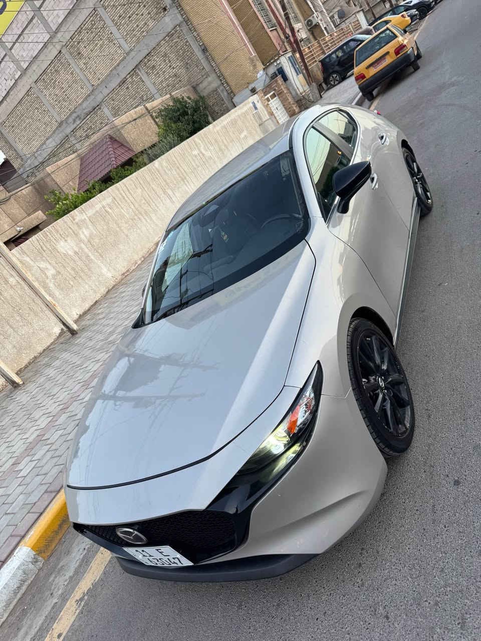 السلام عليكم لبيع مازده 3 وارد أمريكي مديل 24
فول مواصفات 
العنوان بغداد البلديات *********** بغداد, العراق
