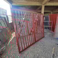 باب سياج قياس ٢ونص السعر ٢٧٥ 07849306752