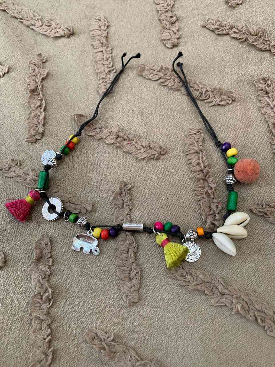 كله باله اصلي وأحجار كريمه سعر السوار ولكلاده ٣الاف إلى ال٥الاف اي وحده تعجبج أو يعجبك طكله صورة وعل خاص


**إذا كنت صاحب هذا الإعلان وتريد حذفه لأي سبب، رجاءا أرسل رسالة إلى الدعم الفني**