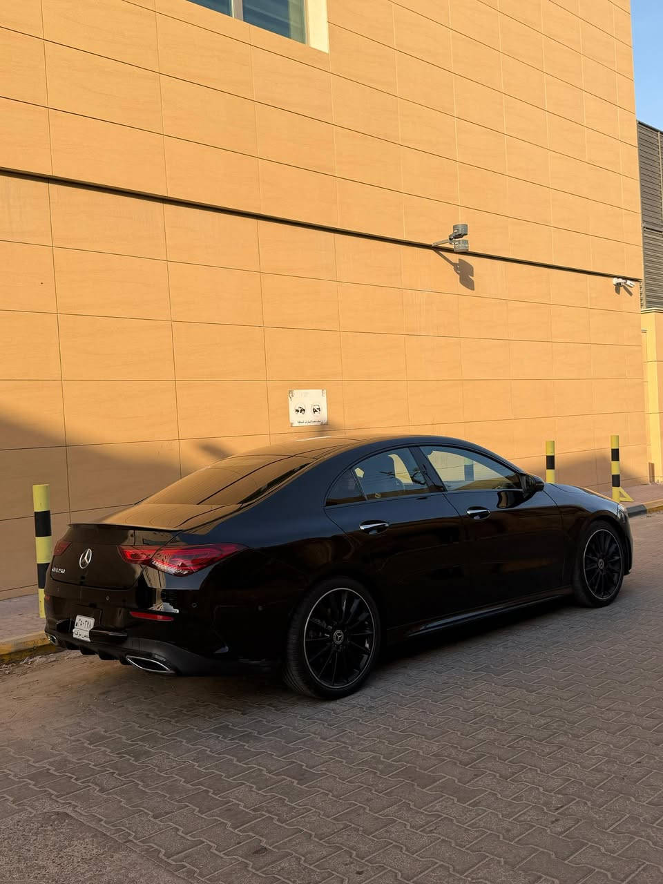 سعر جدا مناسب240 وبيها مجال بسيط وماكو هيج سعر  
للبيع مارسدس cla250 
موديل 2023
محرك 4سلندر2000تيربو
السيارة حادثة فقط بنيد نصه مصبوغ السياره كلش كلش جديده تترقم جميع المحافظات مكاني البصره 
رقم  الشاصي راسلني خاص ***********

