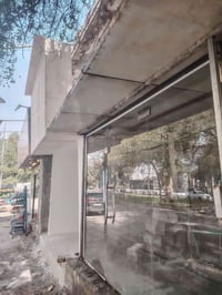 محل للايجار شارع أبو نؤاس بالقرب من مستشفى الراهبات  07807462286