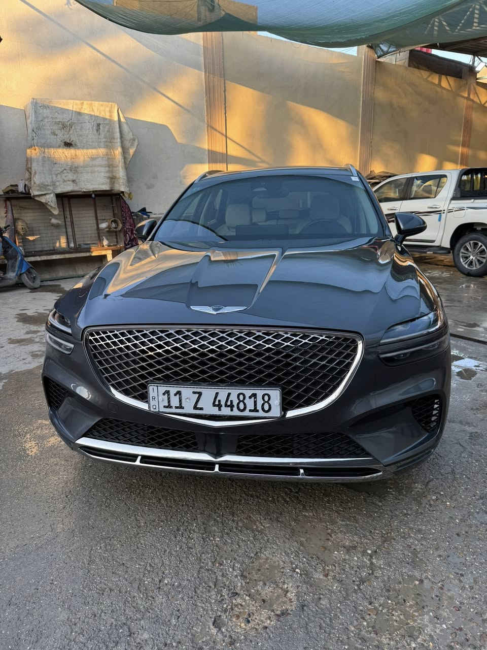 السلام عليكم
جينيسس موديل 2023  Gv70 
حجم المحرك 4 سلندر تيربو 
حادث السيارة جاملغ وباب فقط مبدلات نفس اللون 
بدون صبغ وبدون بارد 
ممشة السيارة 8000ميل 
رادارات 360 درجة 
داخل بيجي كشنات جلد 
كشنات تدفئة تبريد 
تشغيل عن بعد  
مكان السيارة بابل 
الهاتف ***********
