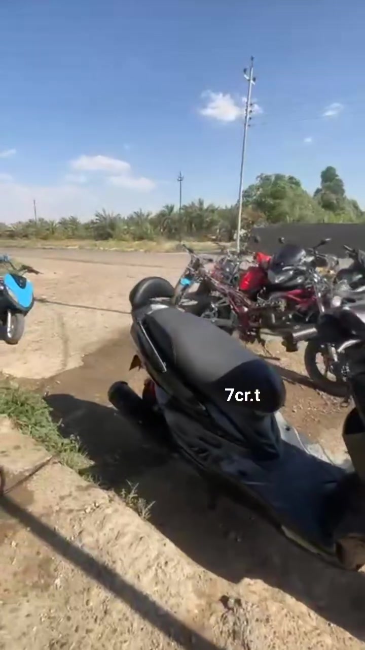 سلام عليكم
دراجه سكنس فحل نوزل 

كامله من كلشي ومكينه تخبل نعومه فول

فقط بيه صوت بل كلج الامامي 

شلع ومعدل فول 

البيع او مراوس وفرق

سعر ٧٠٠ 

مكاني بغداد تاجي 

***********
