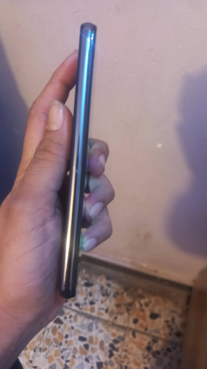 a52 ءاكرة ٢٥٦ جهاز اخو نضافه ١٠٠ 
سعر ١٥٠ قفل مكان بغداد 
يوجود توصيل ‎0772 854 6592
