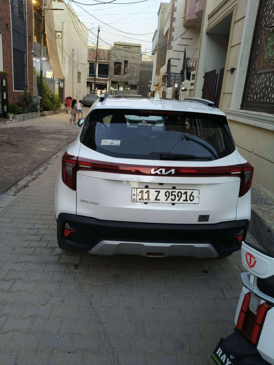 سليتوس للبيع فقط موديل 25ماشيه 18000بسمي السيارة فول محرك 1500دبل نوزل خليجي تيربو مكاني الدورة قرب جسر الطابقين *********** السعر 159ورقه بيع مستعجل
