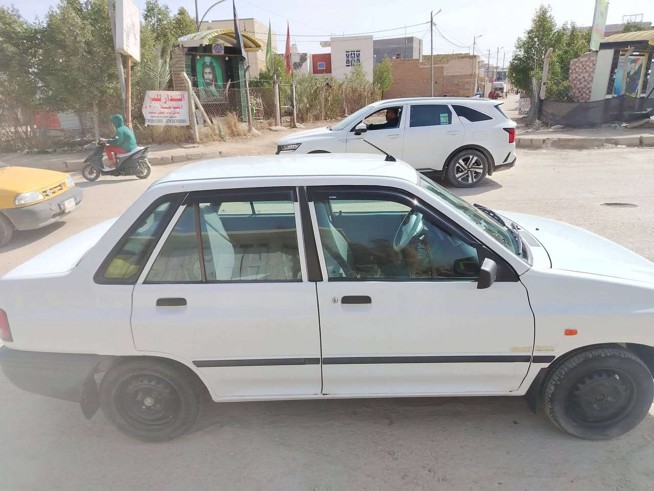 السلام عليكم صلي على محمد وال محمد سايبه موديل 2011 جير ومكينه خير من الله خصوصي  ثانويه جديده رقم انجليزي لل 2031 السعر 35 وبيها مجال قليل *********** هذا رقمي بواتساب وبيكم خير وتدللون
