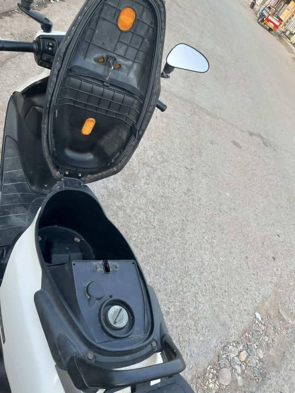 سبيسي رمبة جديدة ومكفولة كفالة عامة 
سعر مليون وربع وبيه مجال


**إذا كنت صاحب هذا الإعلان وتريد حذفه لأي سبب، رجاءا أرسل رسالة إلى الدعم الفني**