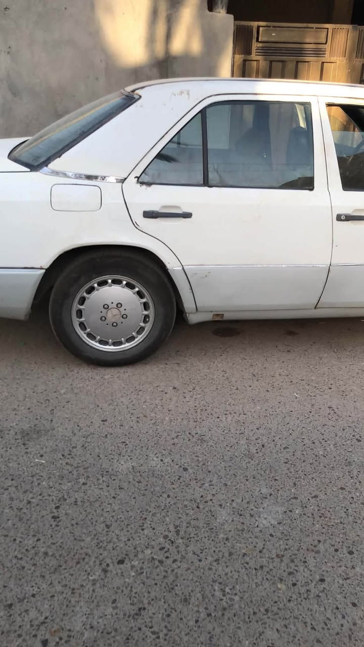 سلام عليكم
للبيع مارسدس دب

موديل 87 مكينة بطة 

رقم بغداد انكليزي بسمي قاعدة طاكة

سعرها 19 ورقة

عنوان بغداد المحمودية 

‭***********‬

