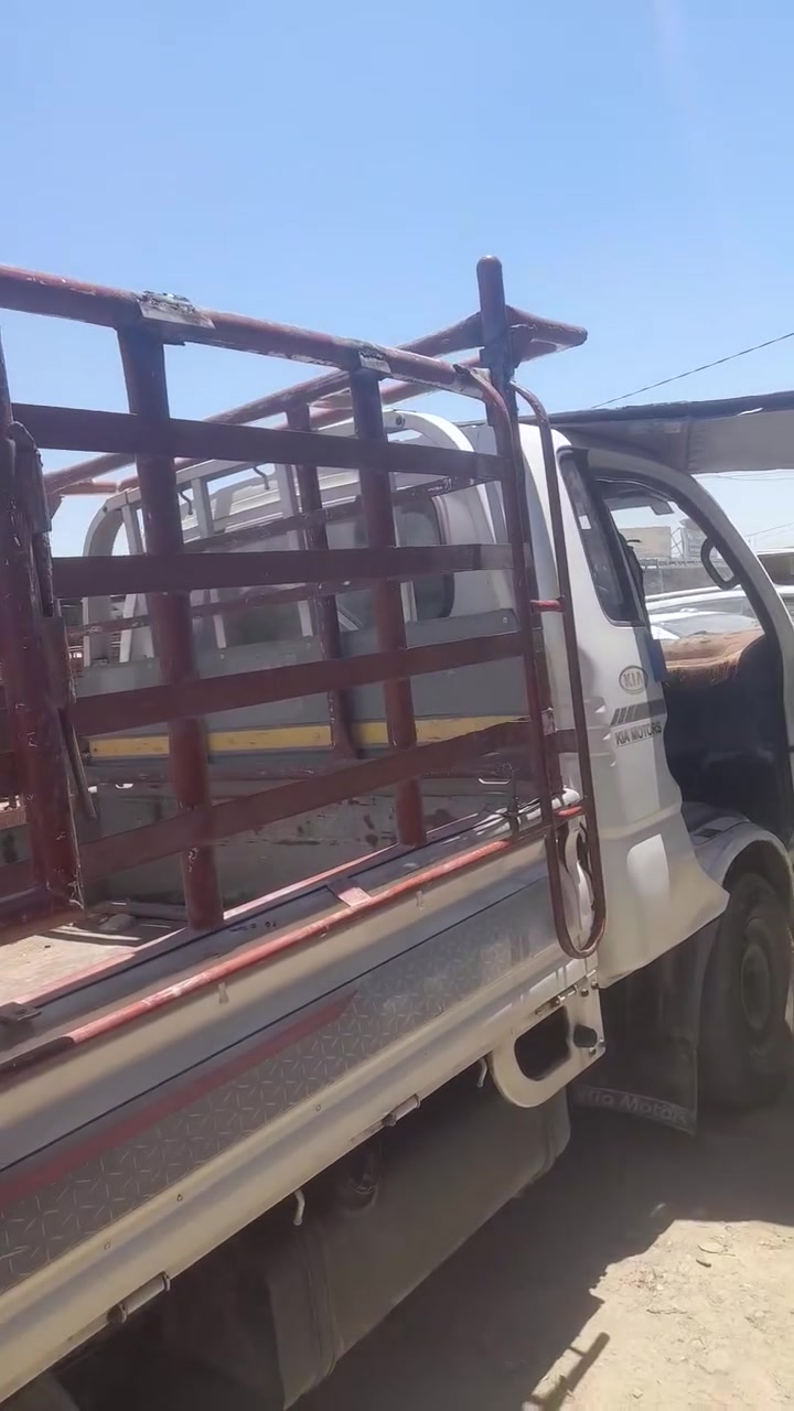 السلام عليكم محجر لبيع عموشه مابيه اي خياس سعر ٢٠٠ وبيه مجال  مكاني بغداد الدوره شارع ٦٠ 
***********
