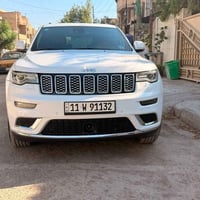 جيب كراند شيروكي  موديل 2019  السياره سومت summt  فول مواصفات اعلى فئة...