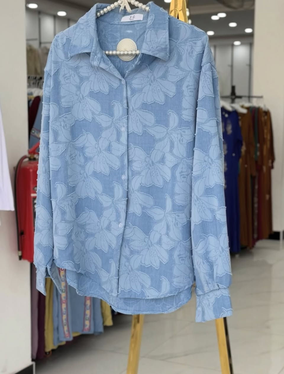 ⁨ جديدنا ✌️✌️✌️✌️✌️
قميص يجنن
القياسات / فري سايز 
الطول 75 سم
السعررر  15  الف💵
الخامه صيفي بارده شكل جينز
تتوفر خدمه توصيل 🚚🚚🚚
السماوه / نهايه عكد الجامع / مقابل مجمع الوارث 🏃‍♀️⁩


**إذا كنت صاحب هذا الإعلان وتريد حذفه لأي سبب، رجاءا أرسل رسالة إلى الدعم الفني**