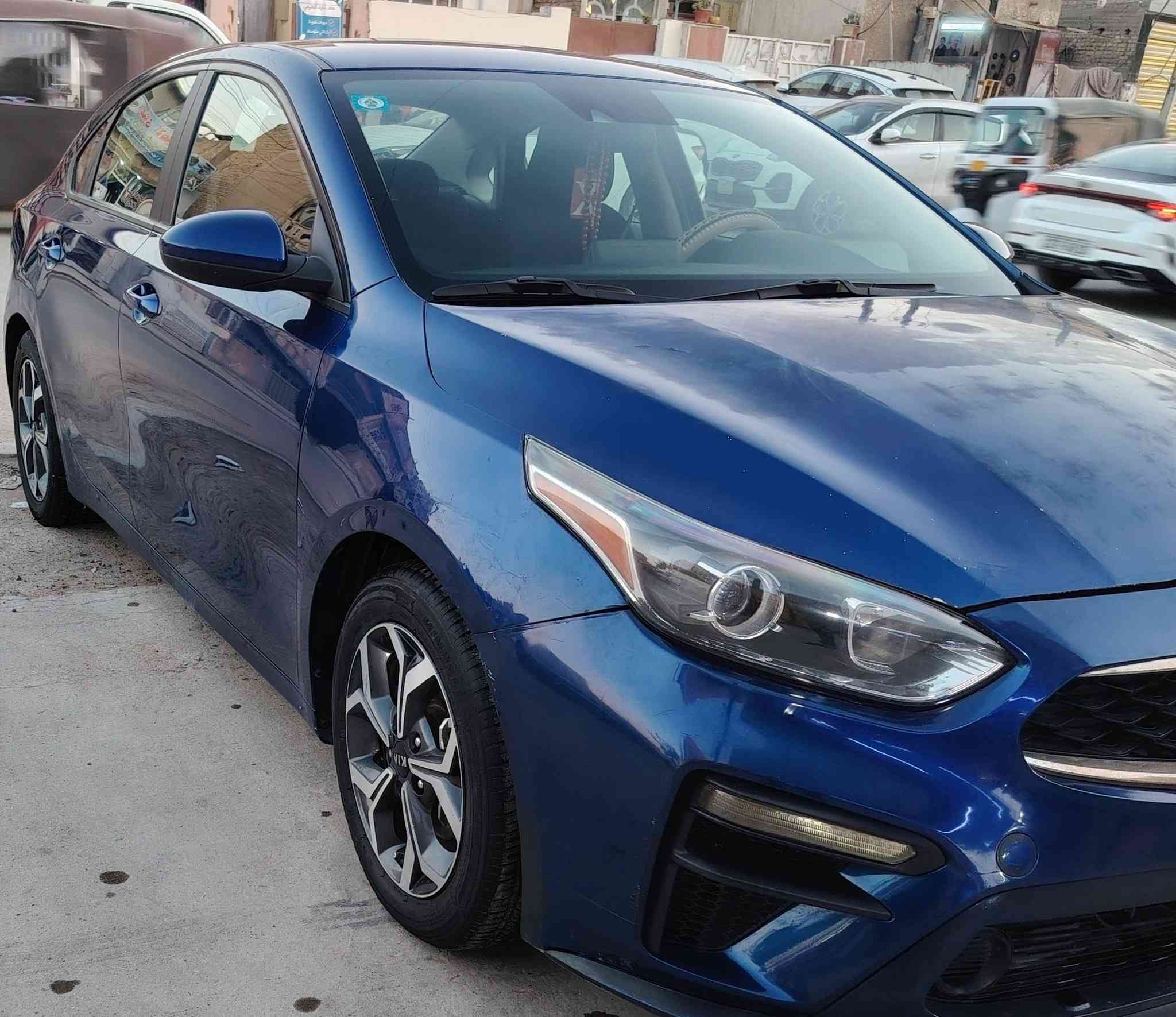 السلام عليكم  فورتي 2021 امريكي للبيع
ماشيه 53 
محرك 2000 دوش 
ثلاث انضمه قياده 
المواصفات نص فول 
تحكم ستيرن جهتين
شاشه بلاديه 
المحافضه على المسار 
مانع انزلاق 
ويل كب بلادي 
حادث امريكا بنيد نفسه مصلح وبارد بل جاملغات 
صور الحادث والسونار مرفقات بل منشور 
السياره خير من الله 
مكاني بغداد المشتل 
رقم بغداد باسمي 
السعر 145 وبيها مجال
للاستفسار الاتصال فقط
*********** ابو حسين
