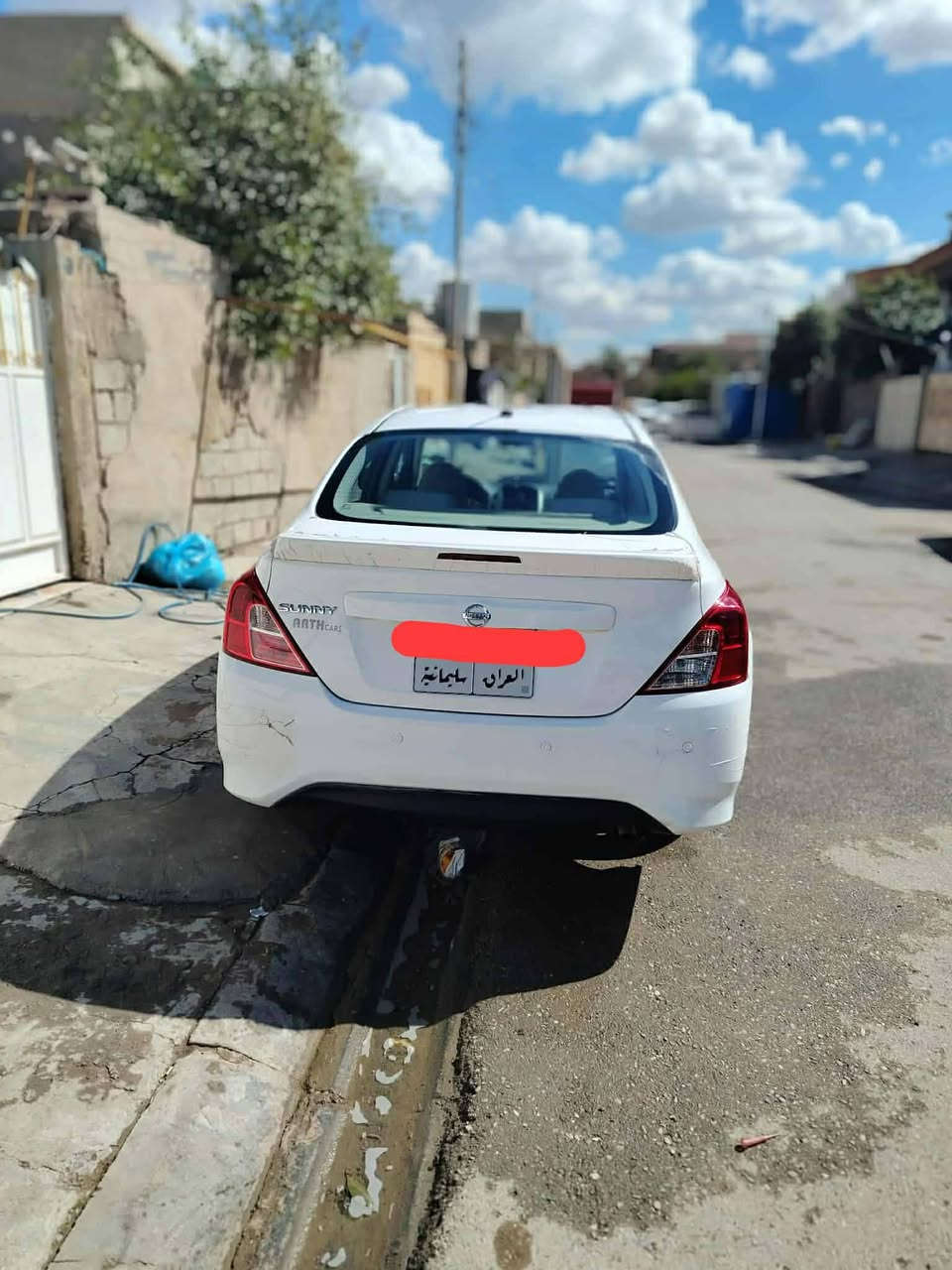 نيسان صني موديل 2019
بدون تبديل و لا ضربة
سيارة نضيفه مال بيت
بطارية  تايرات جديد بدون مصرف
سعر 108 شوي مجال للطيبين
موبايل ***********
         ***********
