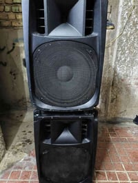 سماعات للبيع 07714246797