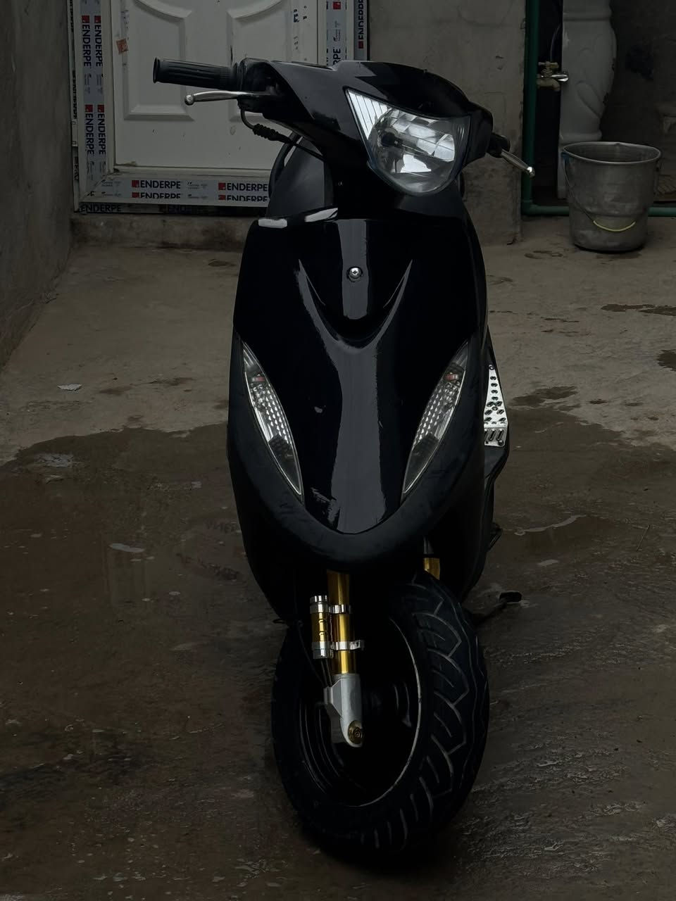 السلام عليكم ماكس عدله  مال رمبه بلاد اي نقص مابيها صارلها 5.  اشهر من الرمبه نازله للبيع او المراوس حسب القناعه🤍🍃 ***********
