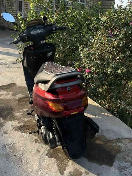 السلام عليكم دراجه فراشه للبيع  الدراجه كلشي شغال بيها سلف هندر. كهربائيات كلها شغاله  الدراجه كلشي ما نقصها 
المكان حله حي الجزائر 
السعر 425
الاتصال على الرقم 
***********
