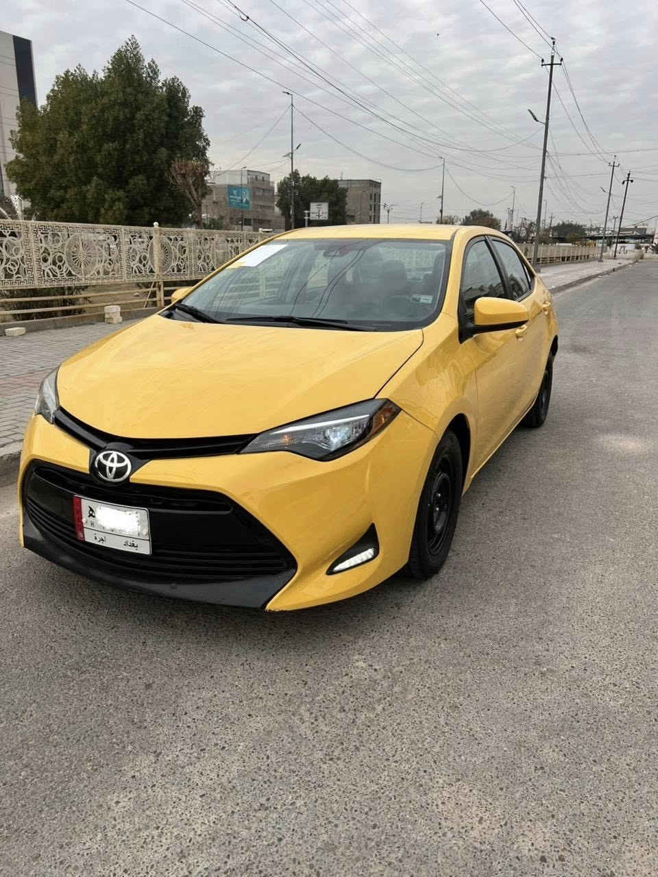 السلام عليكم .. للبيع كورلا 2019 Le  مكينه 1800 رقم بغداد بسمي ماشيه 115 الف سياره مدوشمه عام حجر البيئه موجود بلادي لايت زينون حادثهه موضح بل منشور  وبل عراق بيهه جاملغ خلفي ايسر 

السعر 145  وبيهه مجال بسيط 
عنواني بغداد البنوك 
للاستفسار : ***********
