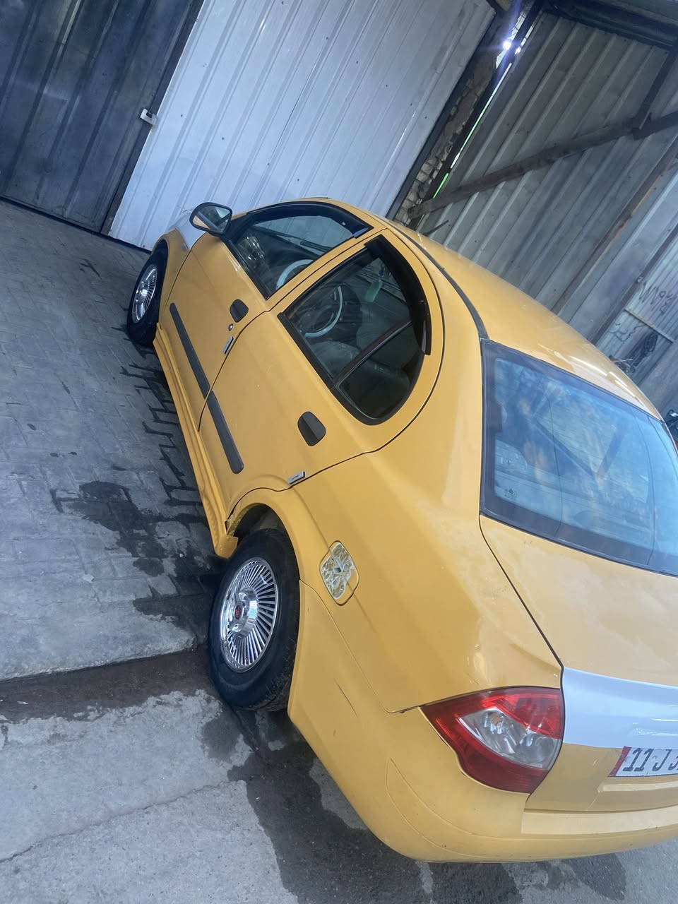 سلام عليكم للبيع طيبه مديل 2015 رقم نكليزي  مصفره هيئه وغرامات مكينه وكير وصدو خير من الله بيه جاملغ مبدل صفحة السايق وبيه طخه موضحه بالفديو جهت اليمنه السعر 32 المكان بغداد الشعب ***********
