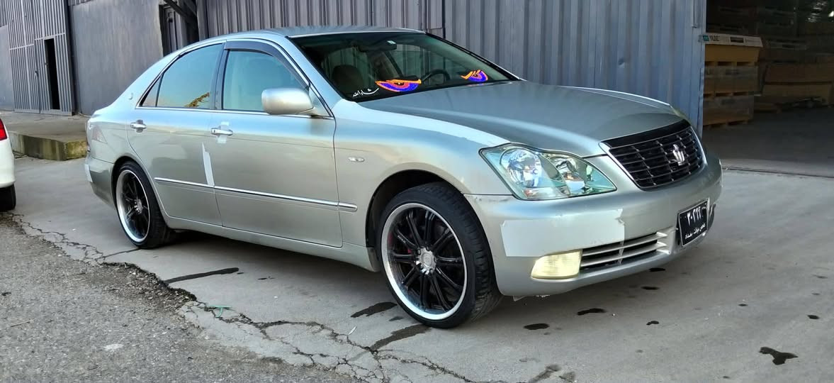 شاهانە 2004 مووس  182 ناو ڕەساسی دوو کوشن کارەبا تەبرید  ساردوو گەرم لەسەر سویچ  گێڕو مەکینە بە شەرتی  دە فیتەر سەیارەکە تازە تاقم تایەو ویل بۆ گۆڕاوە تازە پۆڵیش کراوە دووسەو پەناجا مەسرەفی نیە  هەر چرکەو گەڵایەک بڕە زۆر کەم بەنزین ئەخوات  ماڵی دۆستە  سعری60گەڵام کەمێک معامەلە لە سلێمانیم  *********** السليمانية, العراق
