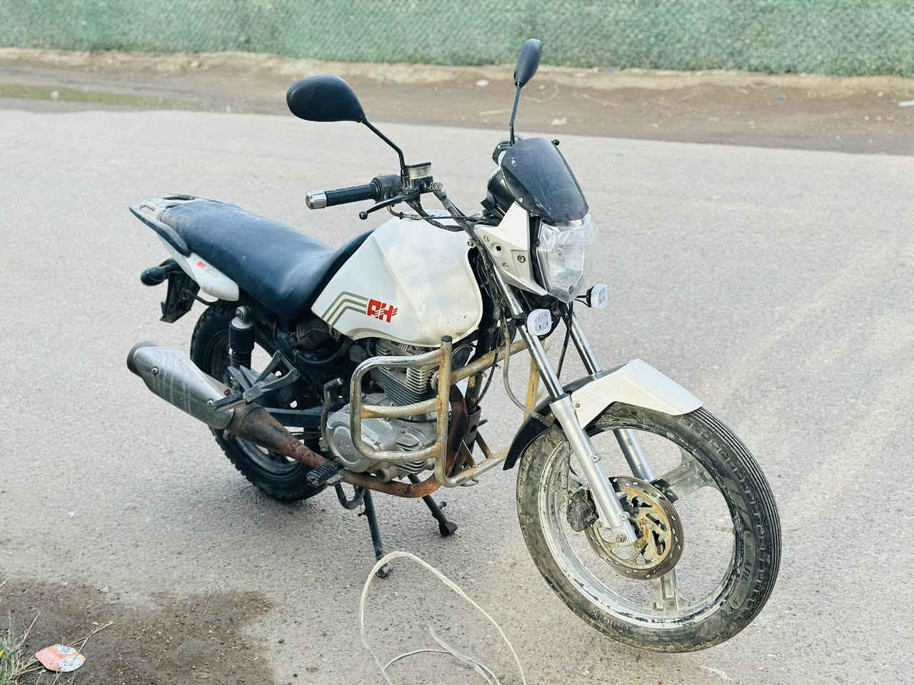 للبيع
سلام وعليكم موطور AH
موديل 2016 ما بي نغص سلف لايت كله شغال كهربائيات كله شغال +محرك مفتوح 
استفسار ***********
سعر 500
