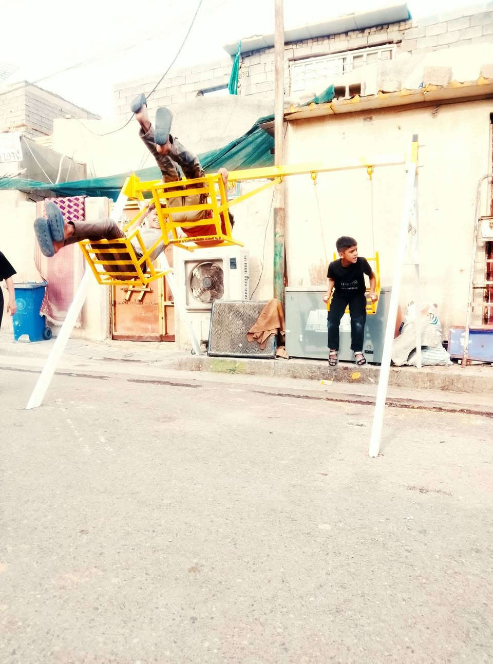 مجروحه للبيع عنوان بغداد المعامل سوق العماري ***********
