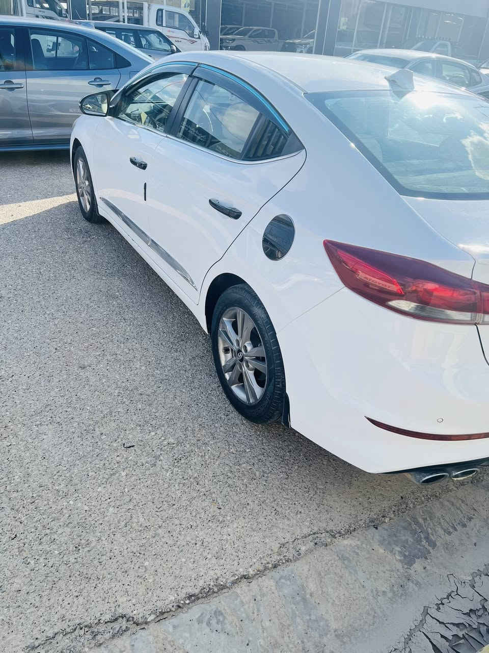 السلام عليكم
النترا 2017 خليجي

محرك 2000 شركة

 فول موصفات ماعدة البصمه

 مكفولة من صبغ وتبديل 

سونار موجود

 سياره رقم واسط بأسمي

سيارة ما متعوبه مال جناية/

(سعر 155)

وبيها مجال زين
الاستفسار الرقم ***********
