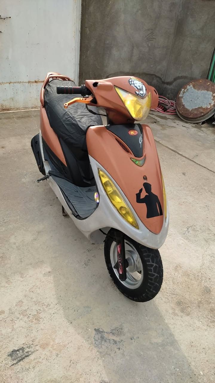 السلام عليكم جي فور يباني مديل 21 رمبه سلف هندر دشبول الكتروني شاير دبل شاير لايت تواير كله حديثه دراجه أحله من صوره  خير من الله  سعره 450 وبيه مجال عنواني قضاء الرفاعي رقم تلفون ***********
