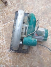 أدوات نجارة • للبيع