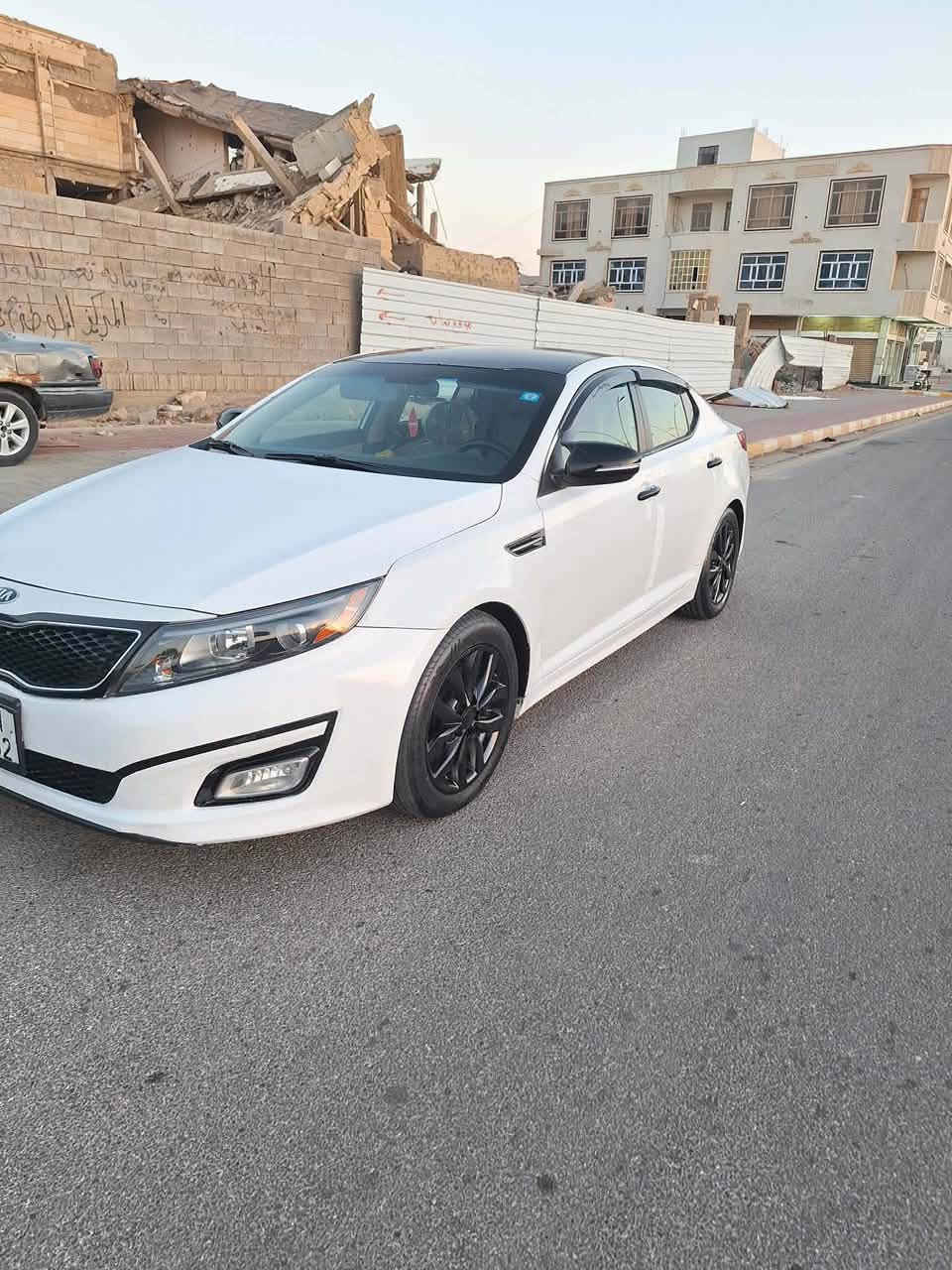 وبتما 2015 وارد امريكي محرك 2400 GDI
مواصفات عتياديه 
رقم بغداد تحويل ثاني يوم 
بيها صبغ سياره سونارها وياها قبل كم يوم اخذنا 
سياره حاهزه من كلشي 
مكانها الرمادي 
سعر 97 بيها مجال 
مكلف بالنشر 
***********
